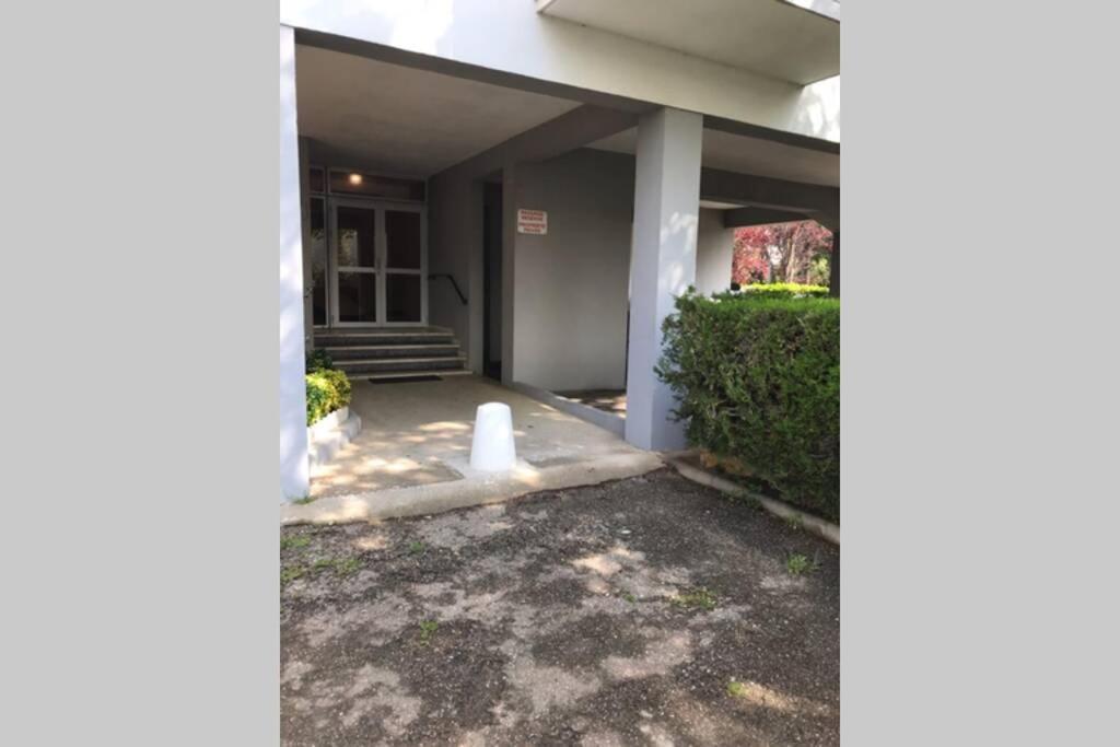 Bel Appartement Avec Vue Et Parking Prive Béziers Dış mekan fotoğraf